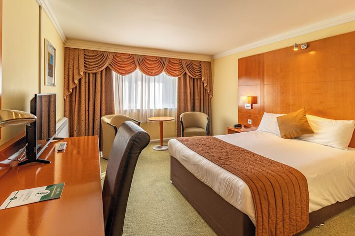Room 20 of 54