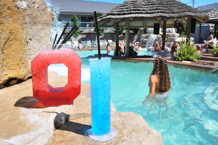 Pool 31 of 59