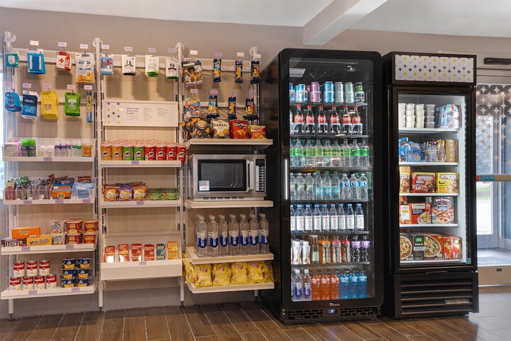 Snack bar