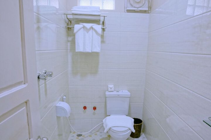 Room 25 of 41