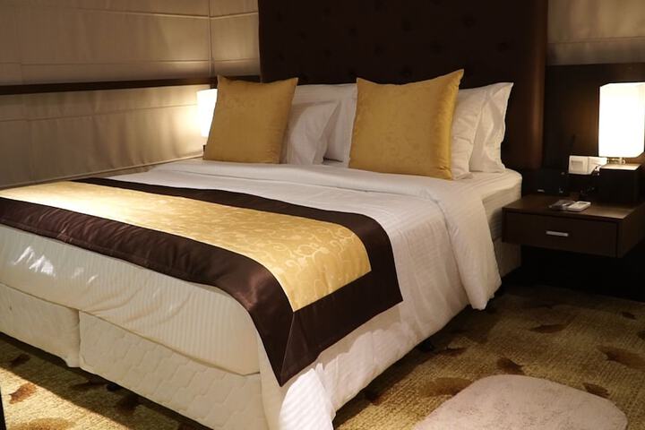 Room 4 of 29