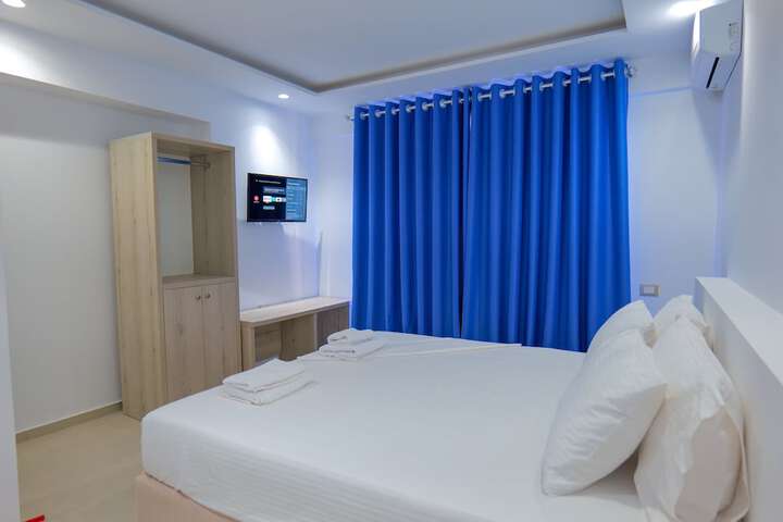 Room 15 of 57