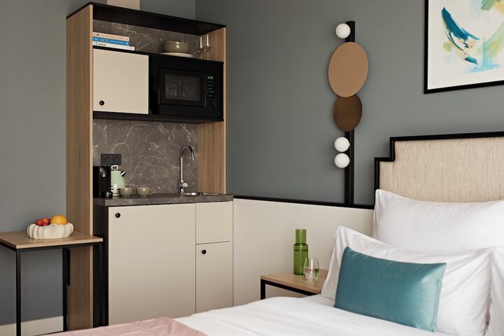 Private kitchenette