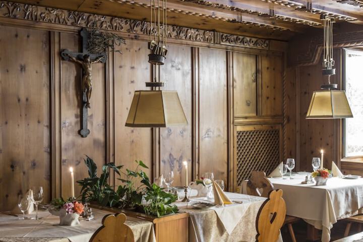 Dining 67 of 81