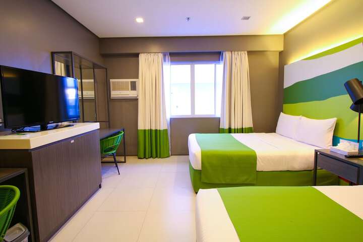 Room 29 of 61