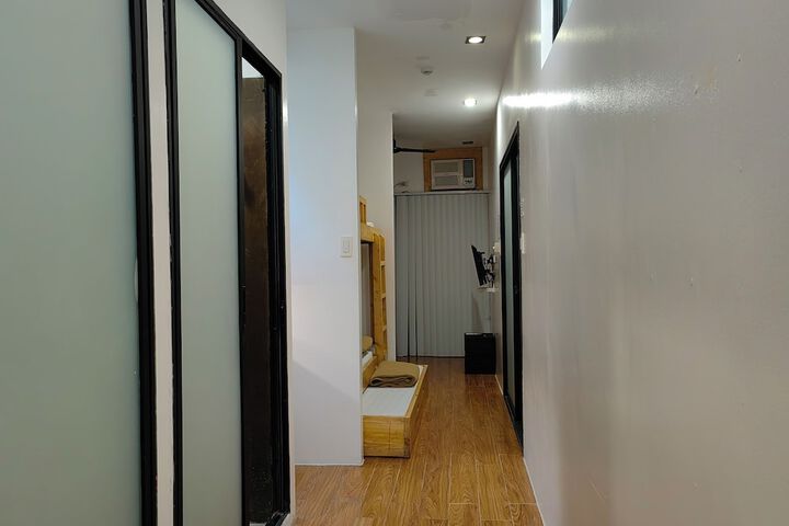 Room 16 of 101