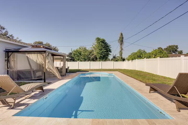 Pool 16 of 24