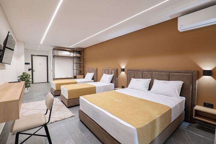 Room 51 of 108