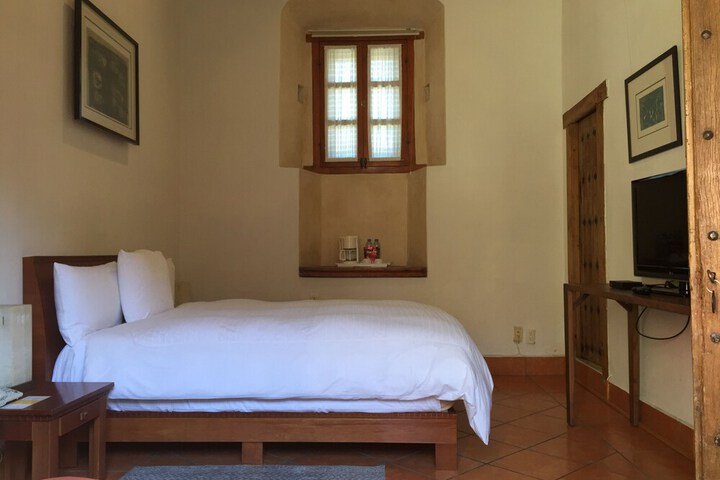 Room 45 of 123