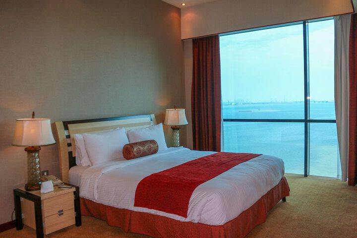 Room 18 of 72