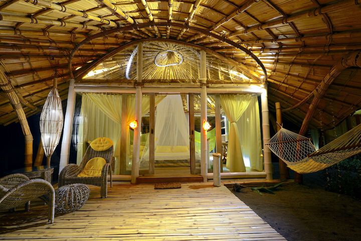 Room 4 of 115