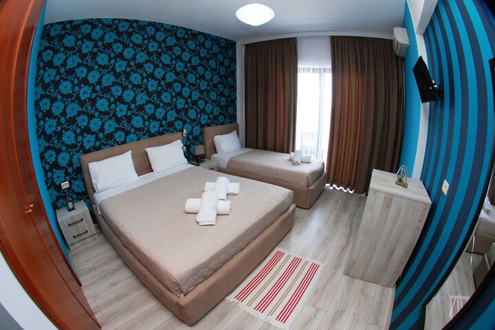 Room 38 of 86