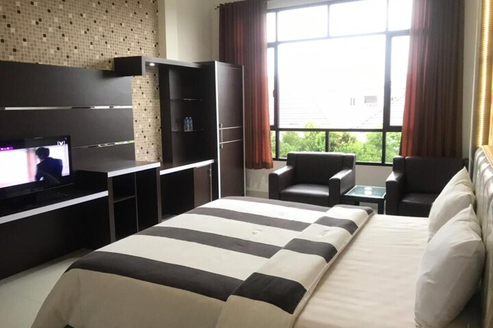 Room 14 of 67