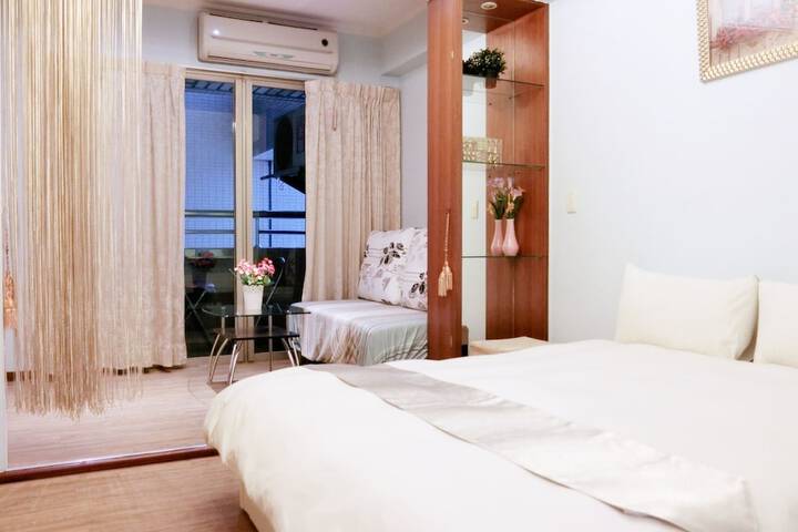 Room 18 of 51