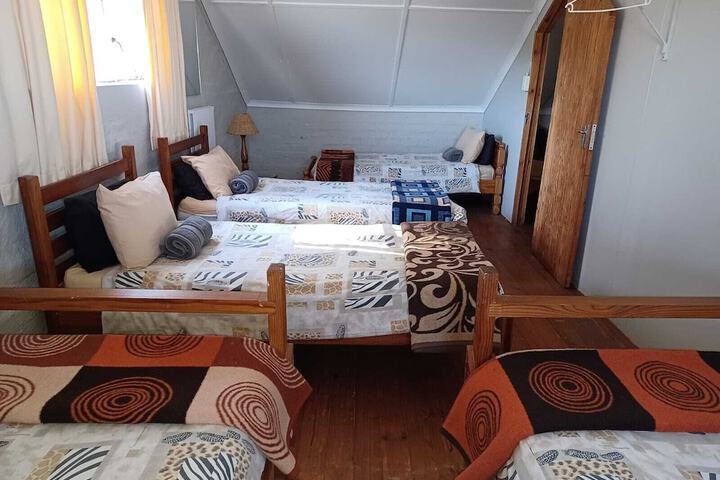 Room 34 of 96