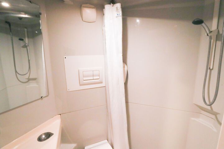 Room 20 of 42