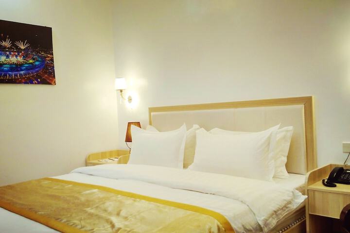 Room 14 of 88