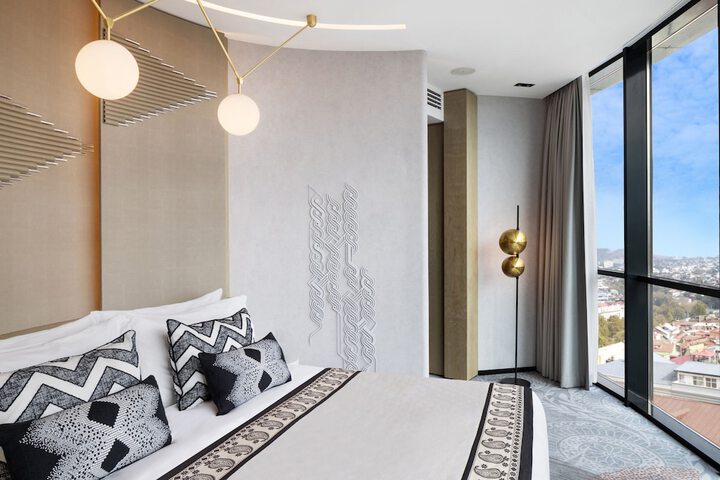 Room 28 of 129