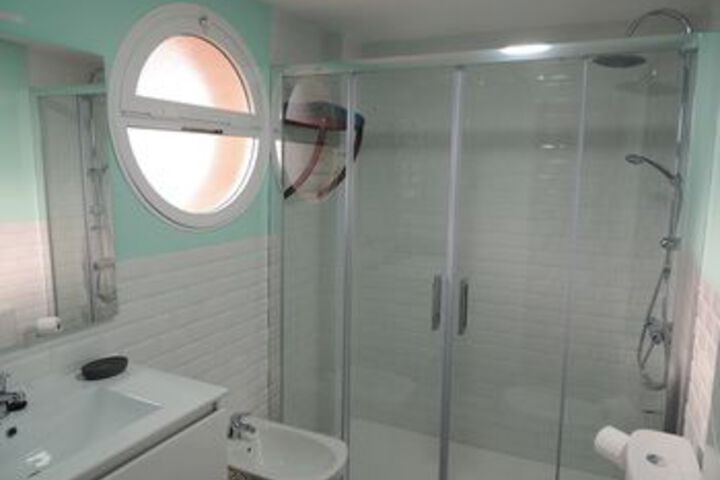 Room 7 of 20