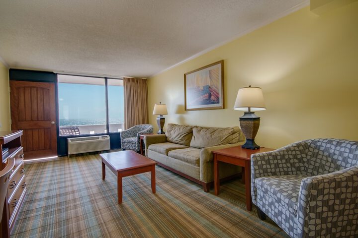 Standard 2 Queen Beds City View No Balcony (29 of 51)