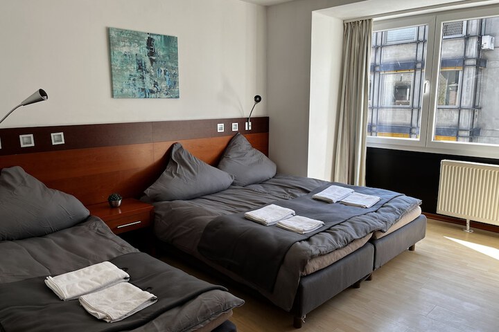 Room 12 of 52