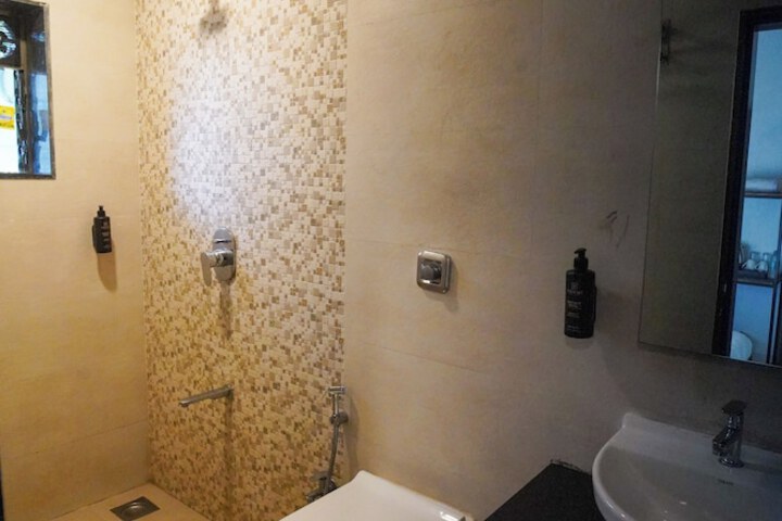 Room 29 of 61