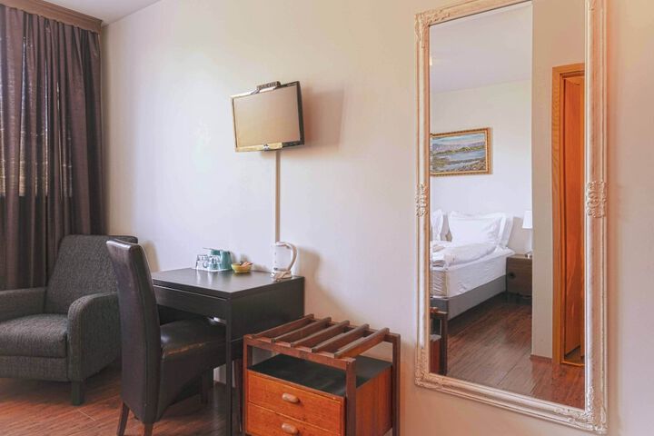 Room 26 of 52