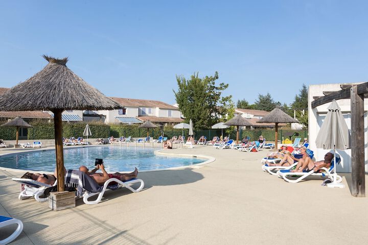 Hotel Pool