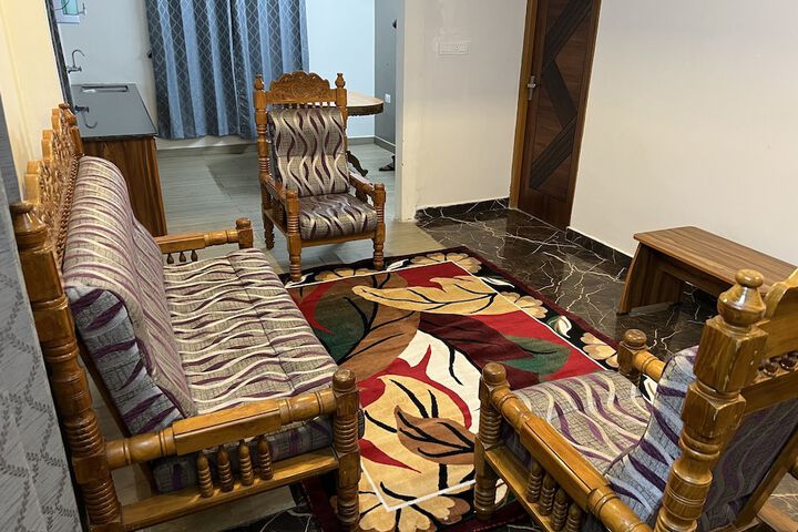 Room 7 of 14