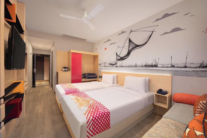Room 26 of 48