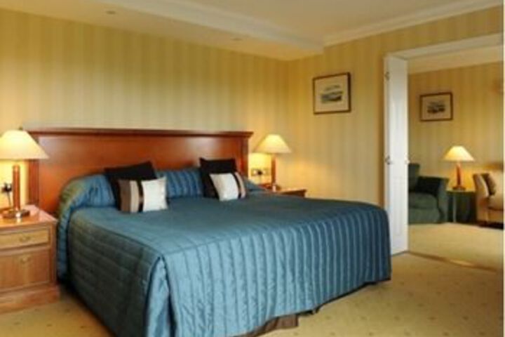 Room 14 of 23