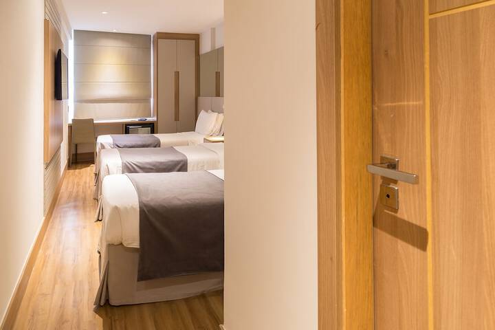 Room 42 of 138