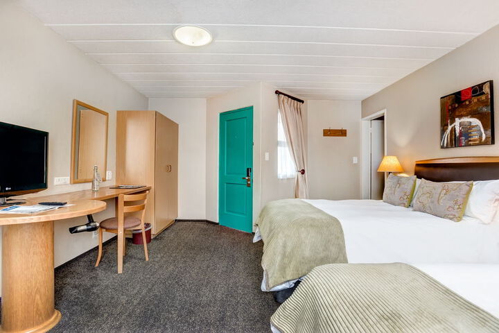 Room 9 of 21