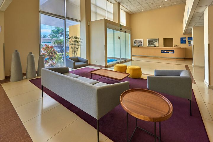 Lobby Entry