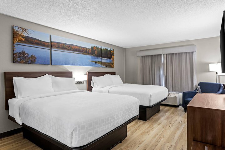 Room 32 of 57