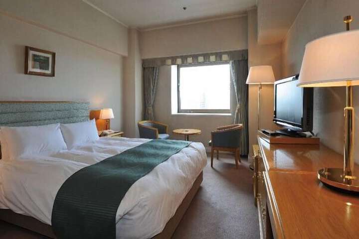 Room 5 of 46