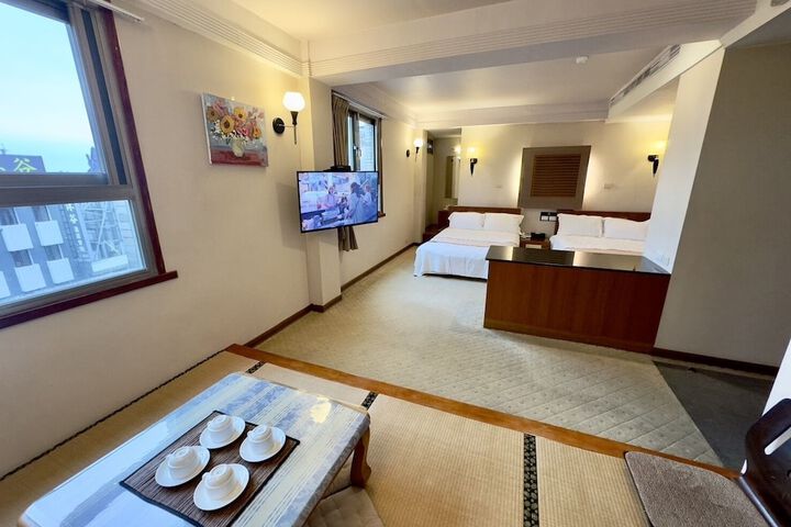 Room 20 of 48