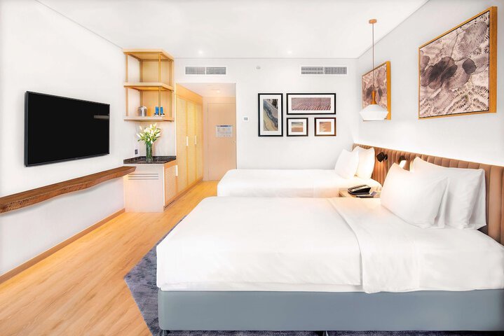 Room 30 of 133