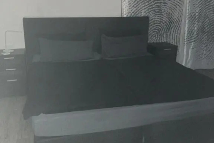 Room 2 of 28