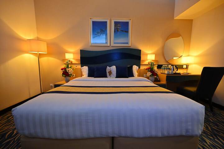 Room 7 of 37