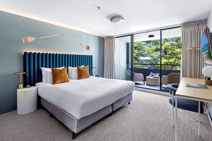 Room 30 of 62