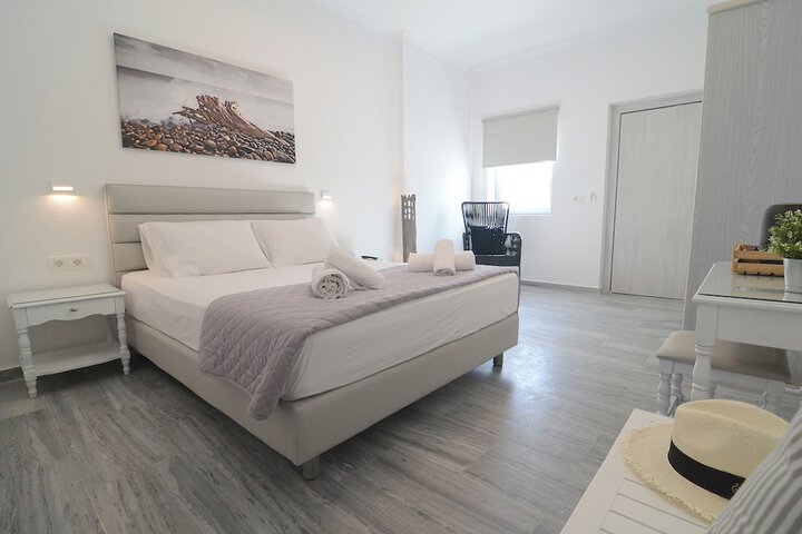 Room 15 of 109