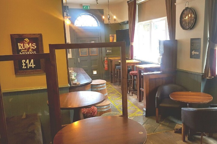 Lounge 55 of 60