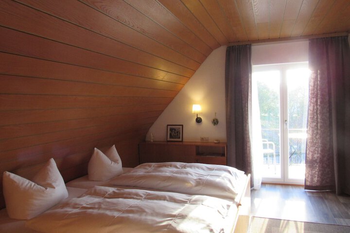 Room 15 of 35