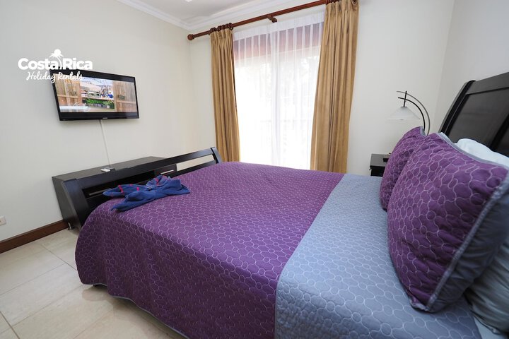 Room 45 of 138