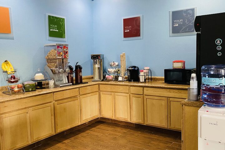 Breakfast/Coffee Service 16 of 21