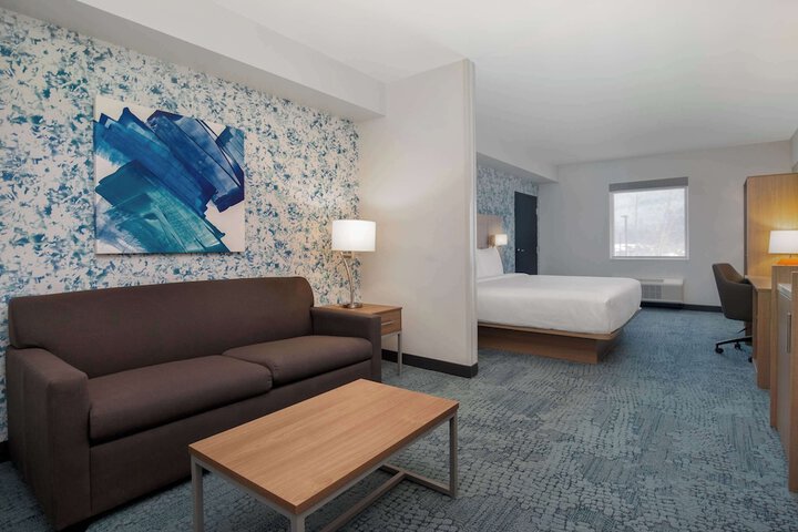 Room 18 of 41