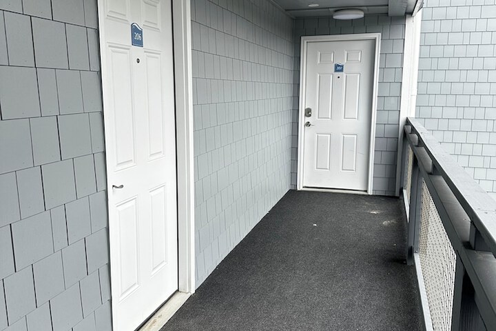 Ballroom/Hall 104 of 134