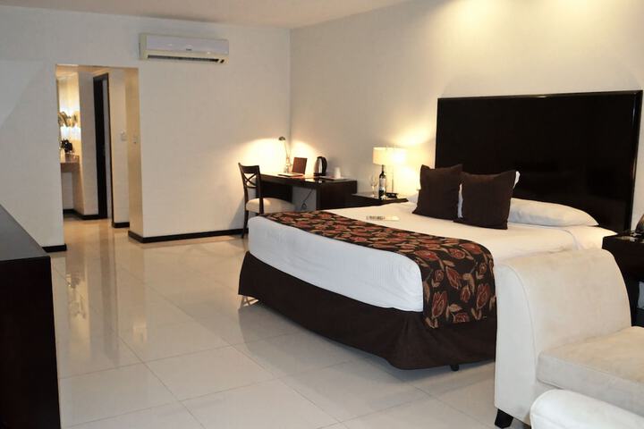 Room 21 of 71