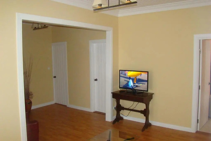 Room 3 of 16